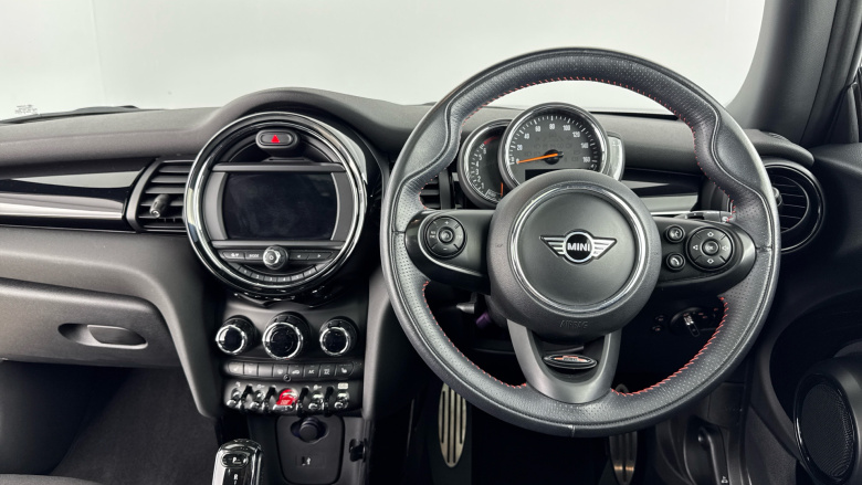 MINI Hatchback 1.5 Cooper Sport II 3dr Auto Petrol Hatchback